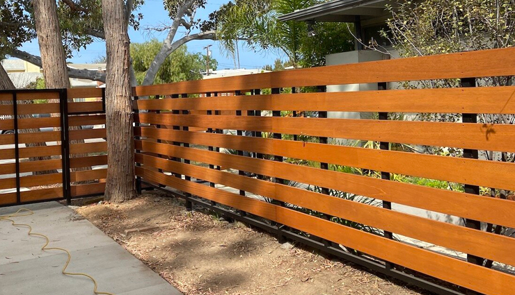 7. Choosing the Right Fence Material for Your Needs