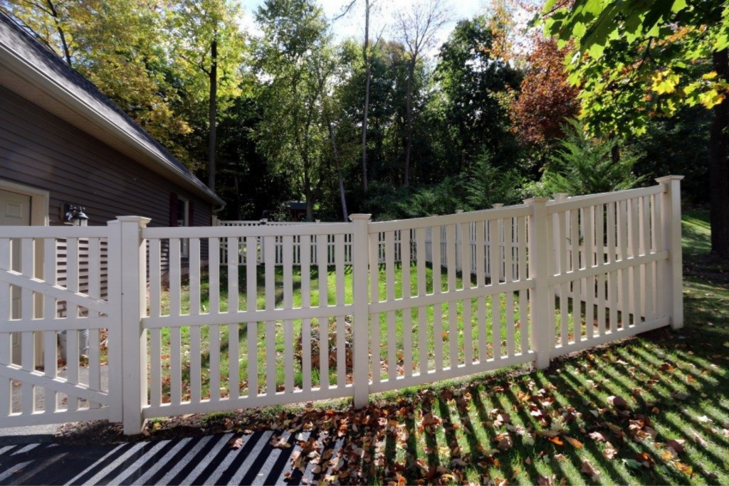 Exploring Rustic Fence Designs