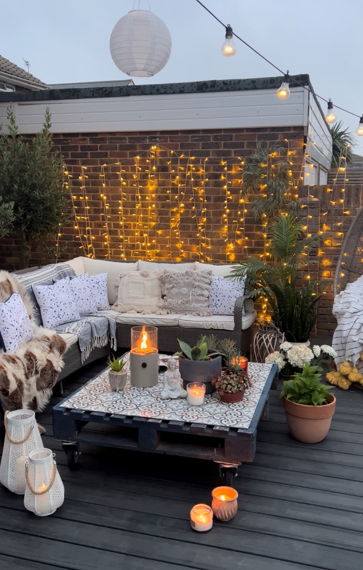 Fence Lighting Ideas for a Cozy Outdoor Space