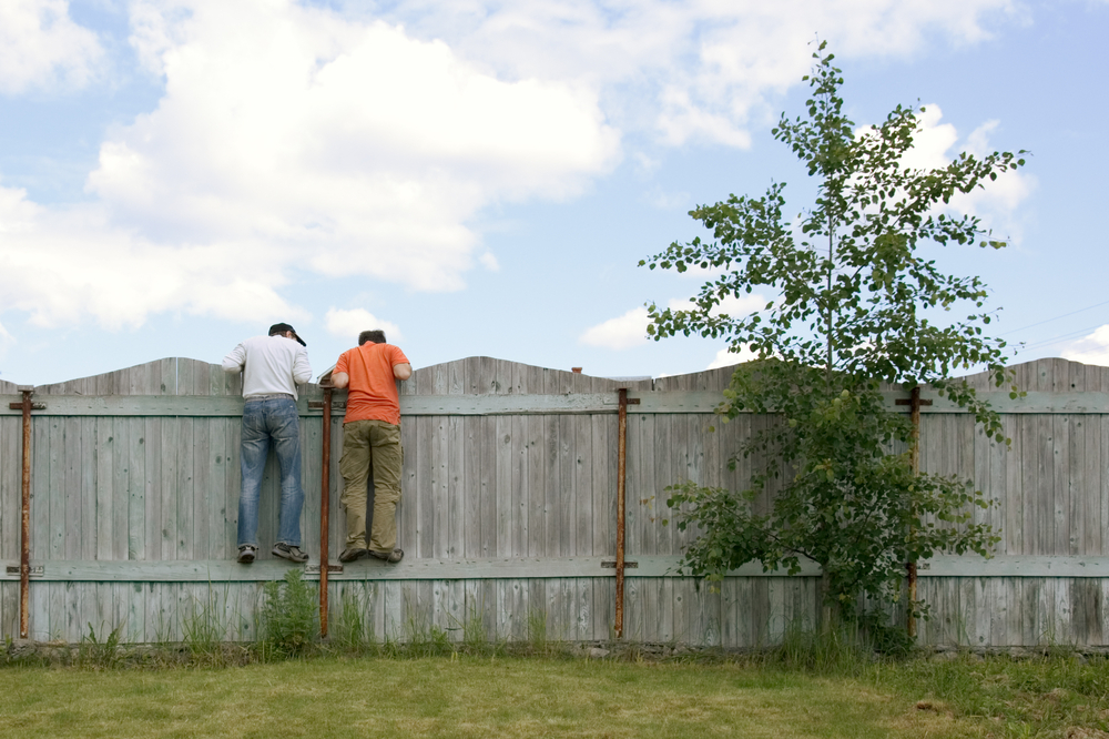 Installing a Fence on a Shared Property Line