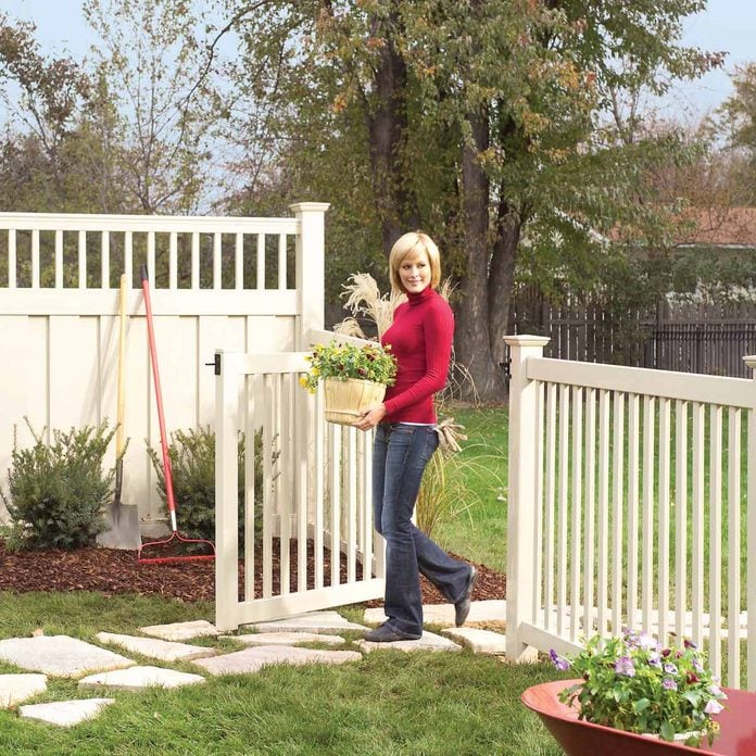 Practical Fence Ideas for Small Yards