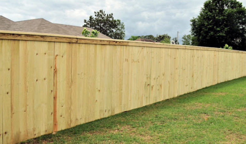 The Benefits of Adding Cap and Trim to Your Fence