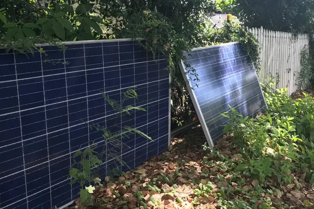 The Benefits of Adding Solar Panels to Your Fence