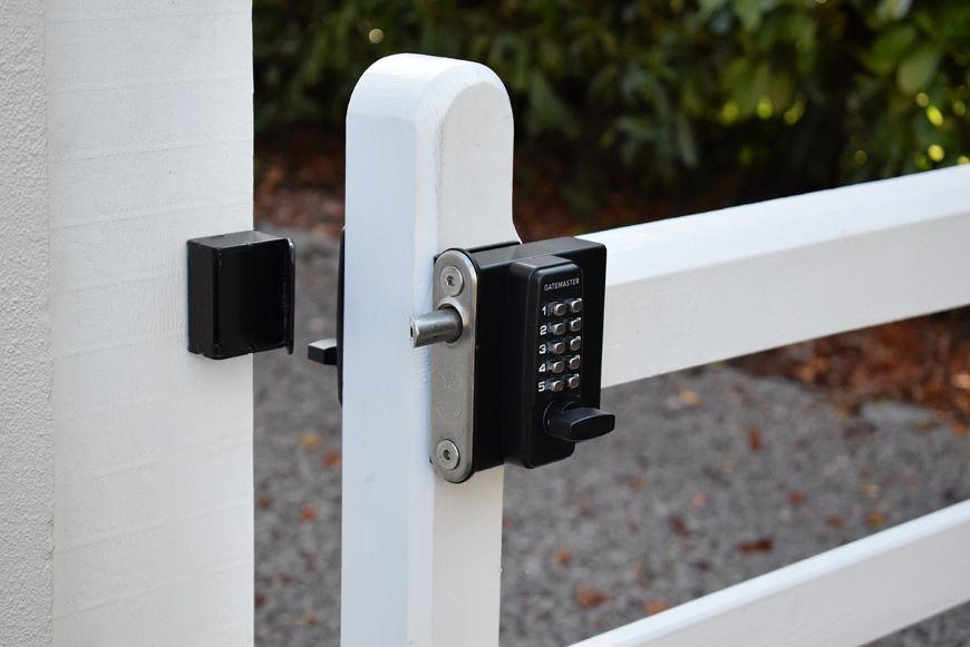 The Benefits of Installing a Fence Gate Lock