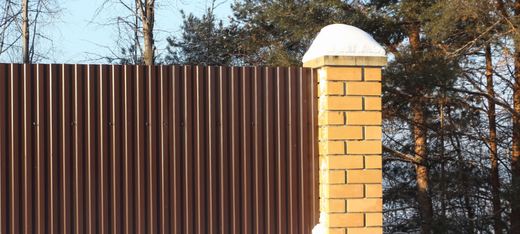 The Pros and Cons of Galvanized Steel Fencing