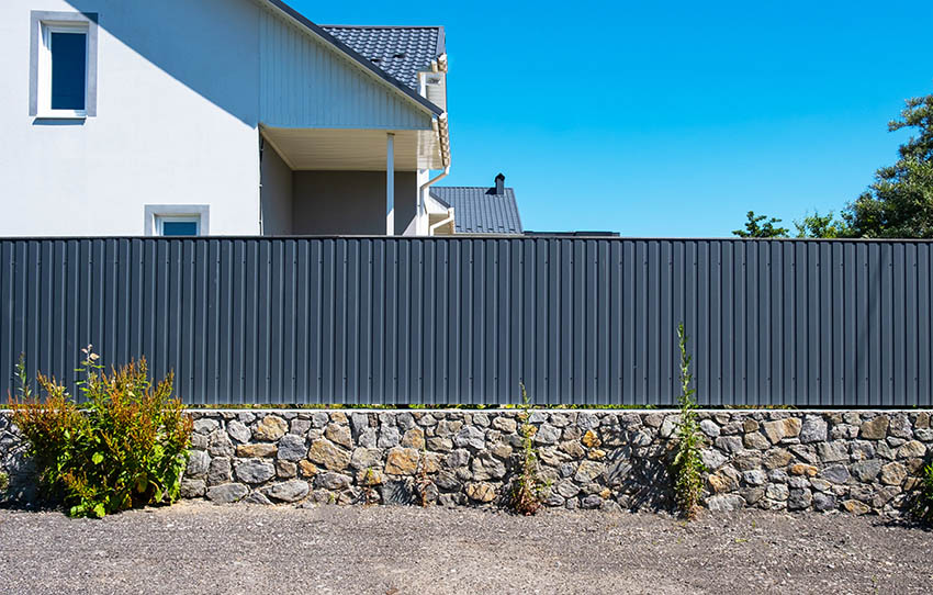 The Pros and Cons of Galvanized Steel Fencing