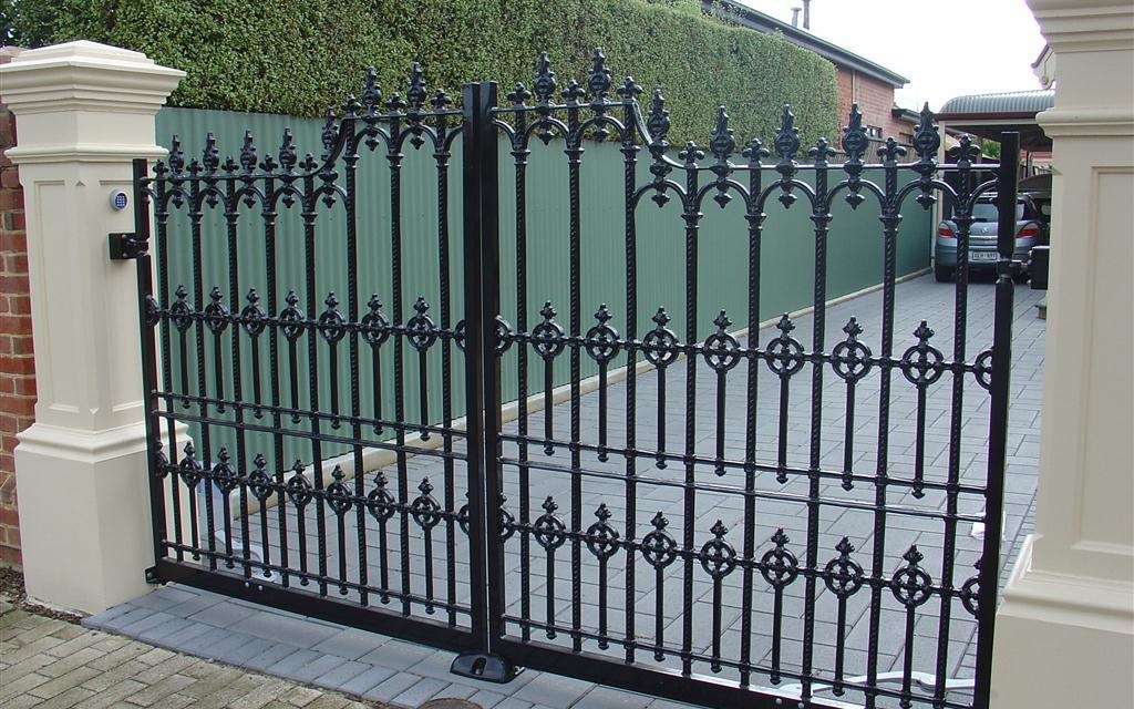 32. The Importance of Proper Fence Gate Integration