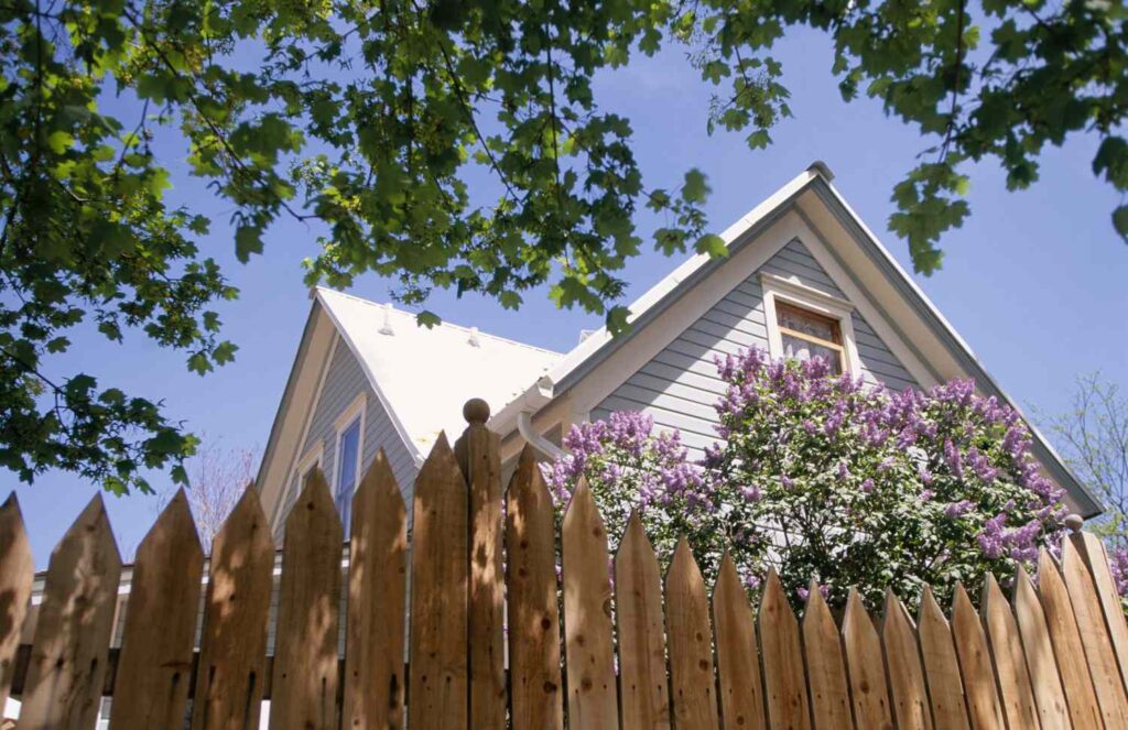 44. How Fences Can Enhance Curb Appeal