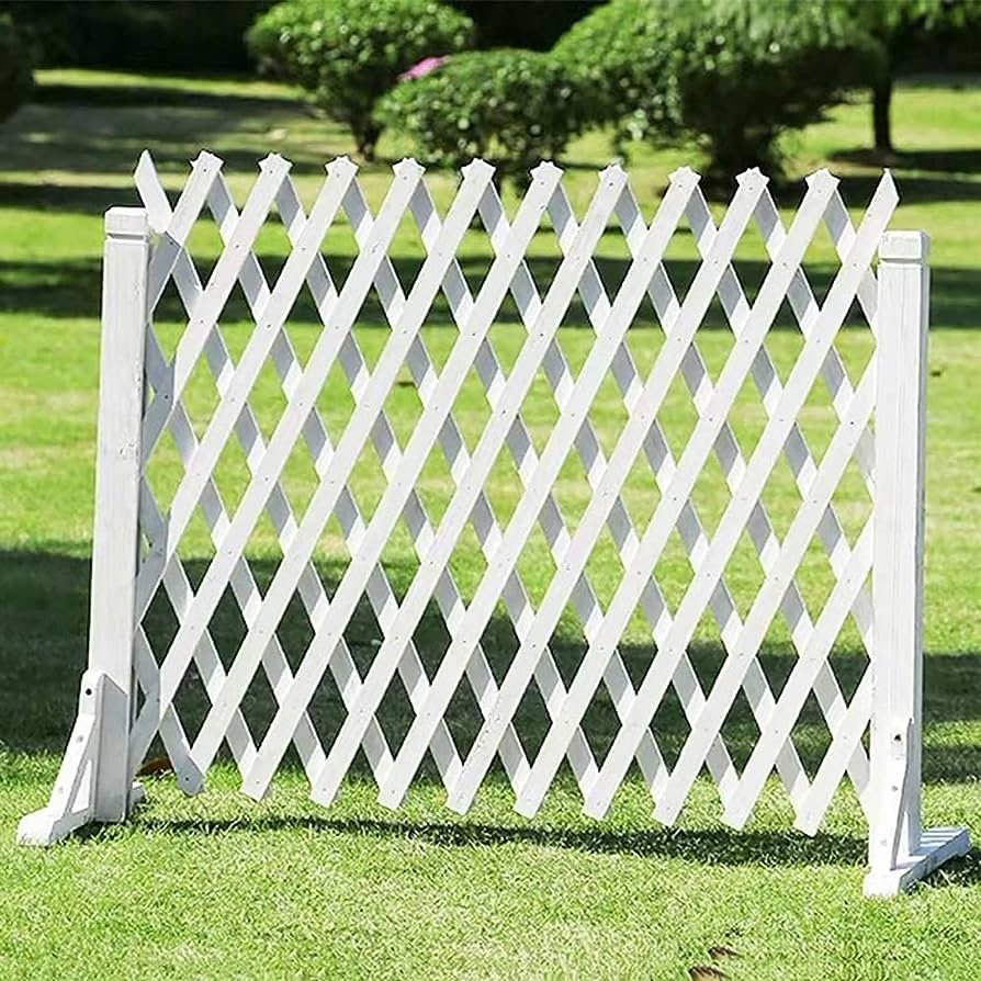 85. Fences for Pet-Friendly Gardens: Safety and Style