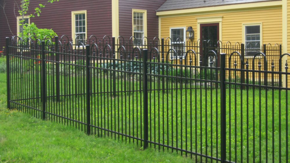 105. How to Achieve Seamless Integration with Your Landscape and Fence