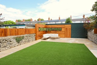 105. How to Achieve Seamless Integration with Your Landscape and Fence