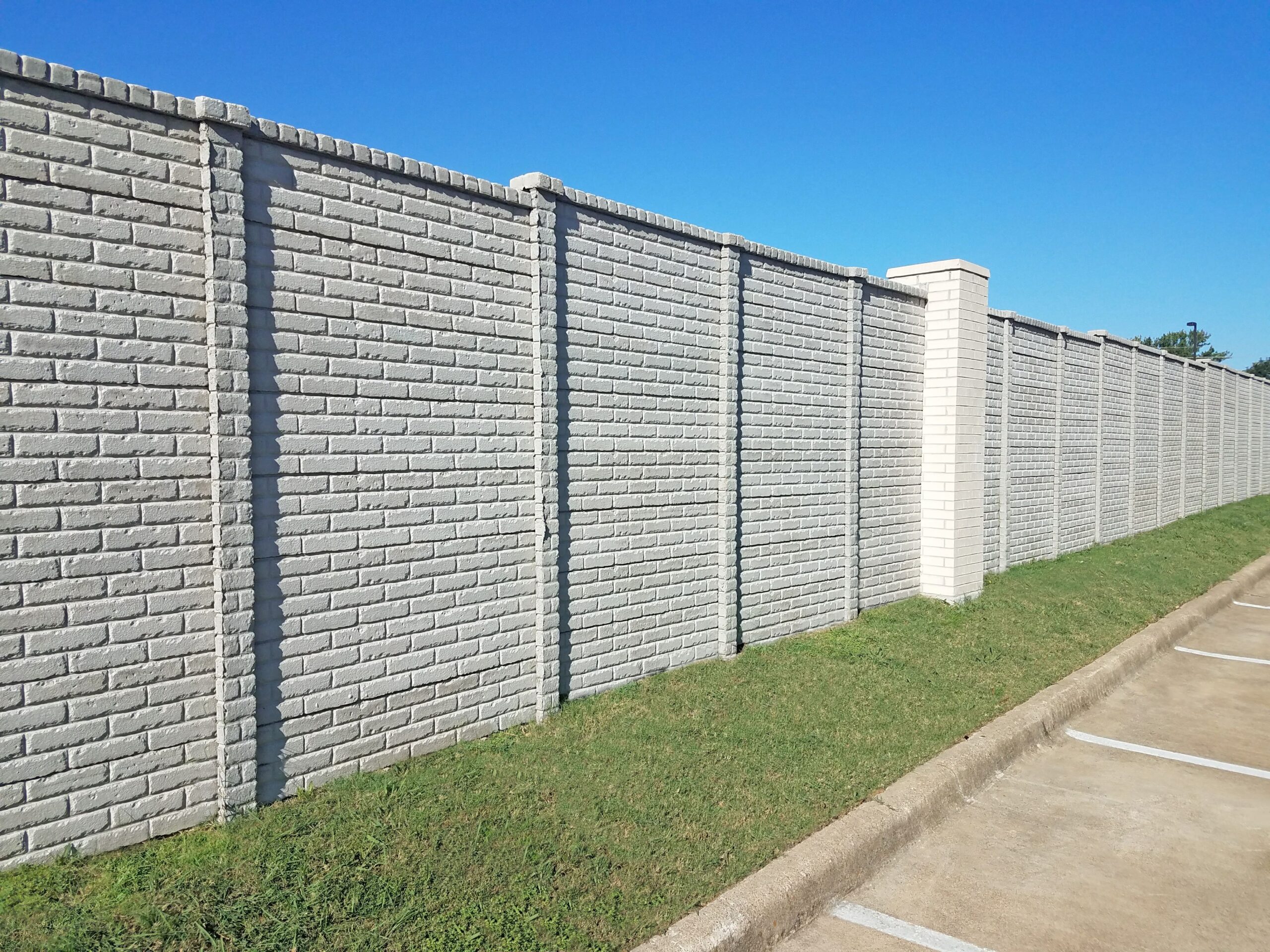 118. The Pros and Cons of Concrete Fences