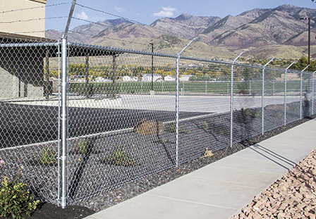 126. The Benefits of Chain-Link Fences with Privacy Slats