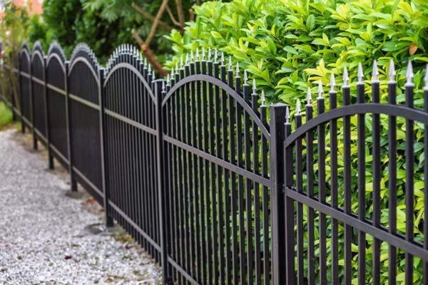 131. Creating Focal Points with Ornamental Fences