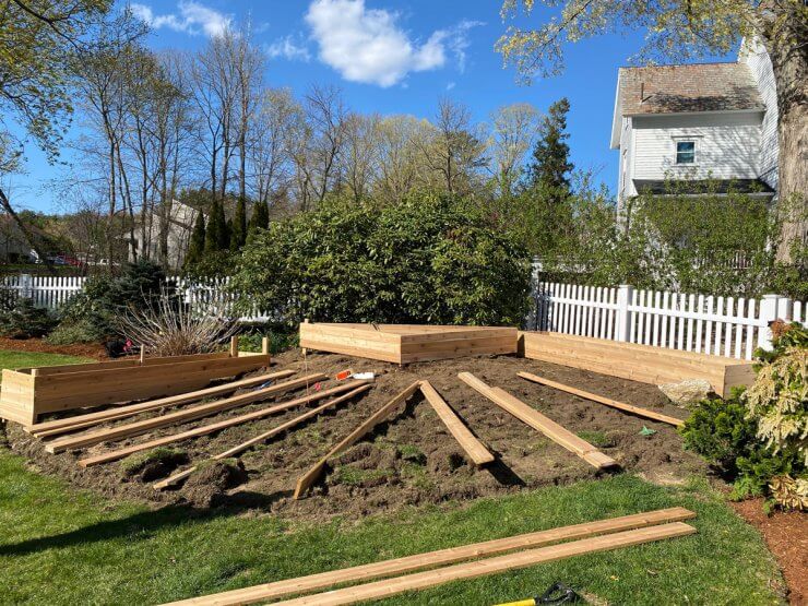 152. The Role of Fences in Sloped Garden Beds and Planters